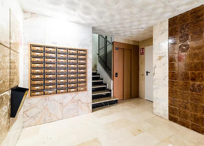 Centro y Confort: Junto a Corte Inglés